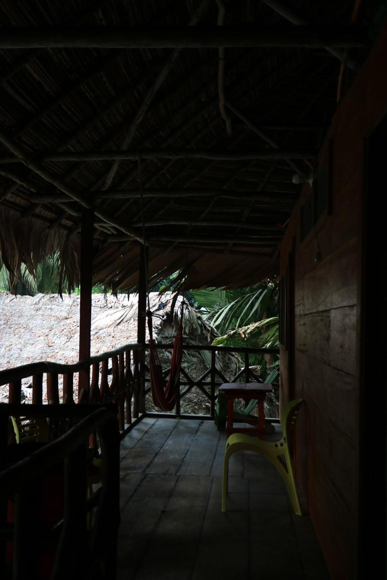 Hotel Salvador Gaviota Livingston Bagian luar foto